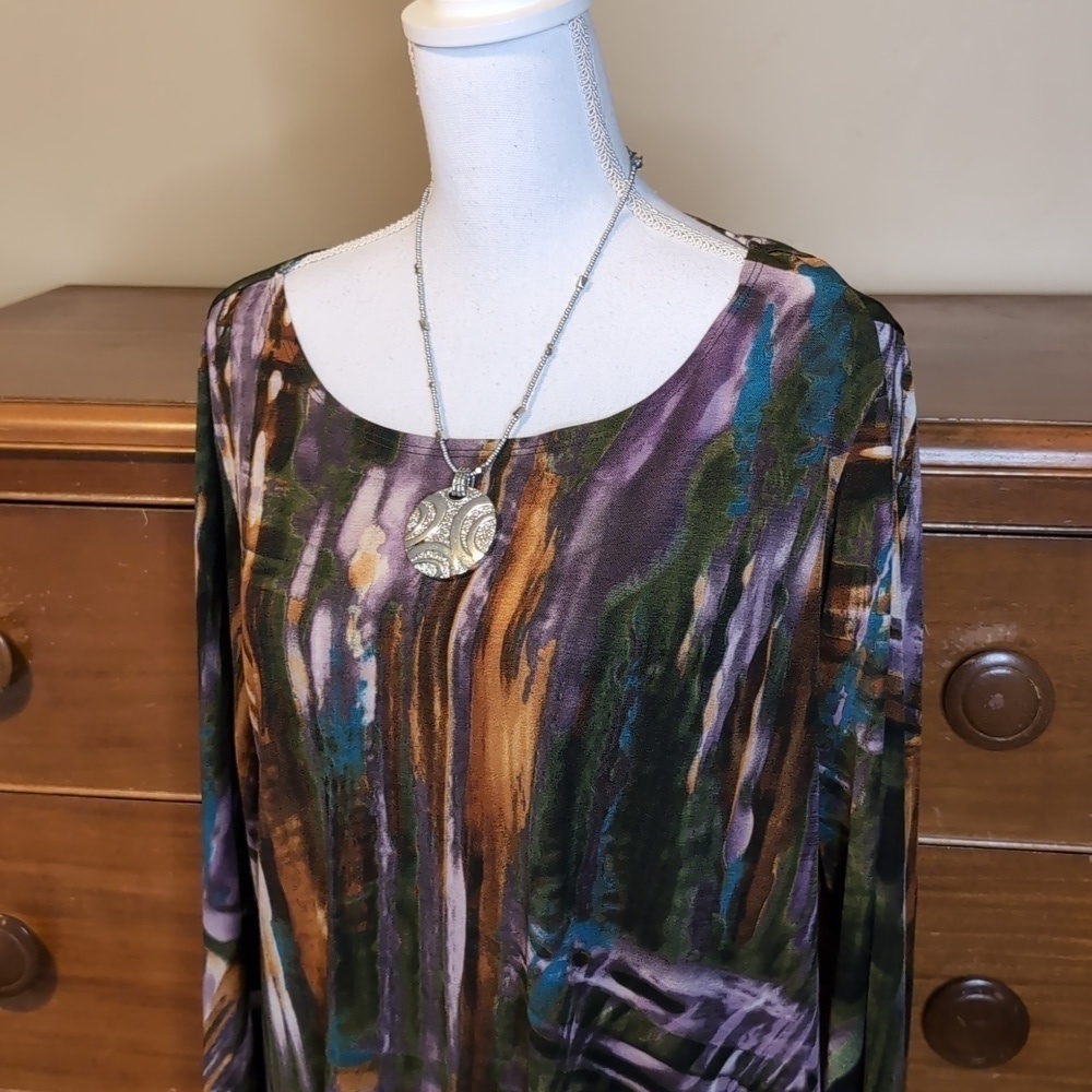 ATTITUDES Painted Tunic - Picture 2 of 13